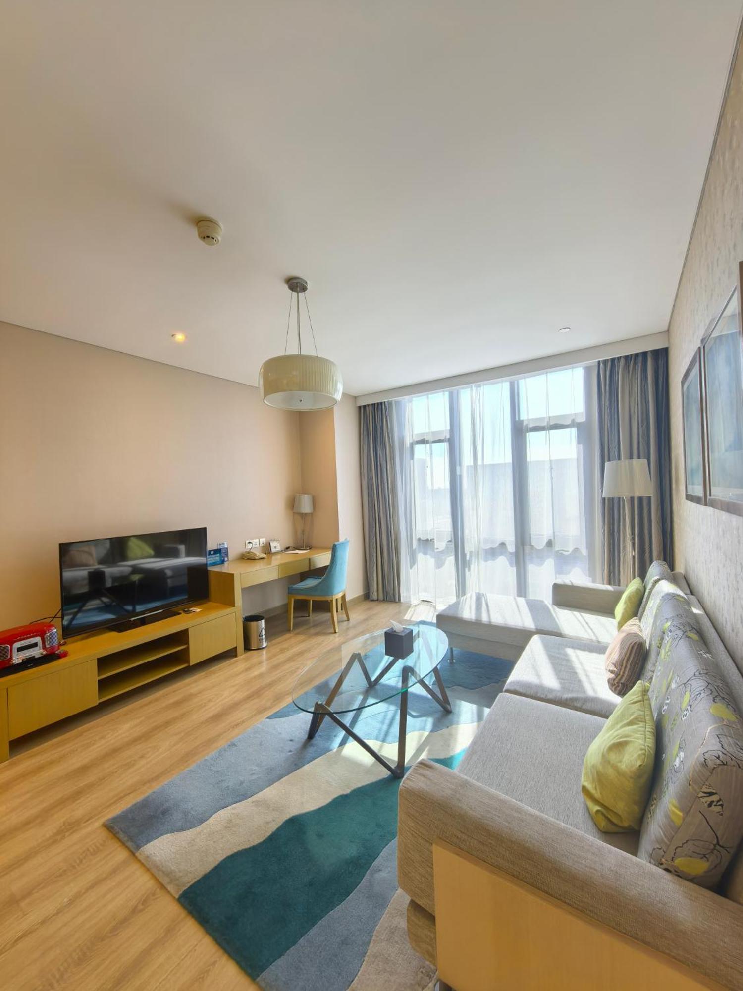 Holiday Inn Express Beijing Yizhuang, an IHG Hotel Bagian luar foto